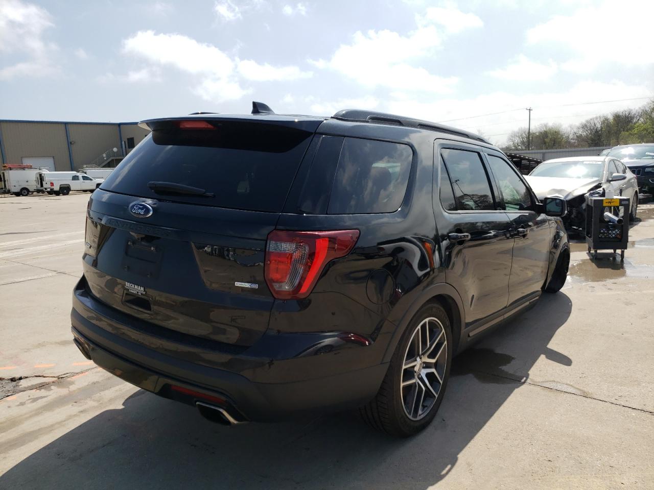 Photo 4 from auction – 2017 FORD EXPLORER S with VIN 1FM5K8GT2HGC22939