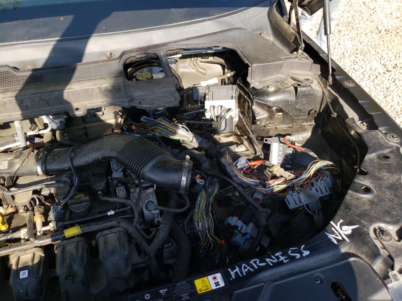 Photo 9 from auction – 2015 LAND ROVER LR2 SE with VIN SALFP2BG0FH428312