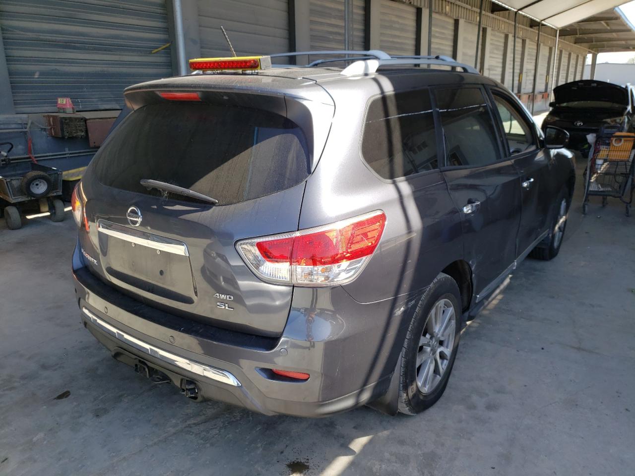 Photo 4 from auction – 2013 NISSAN PATHFINDER with VIN 5N1AR2MM4DC601673