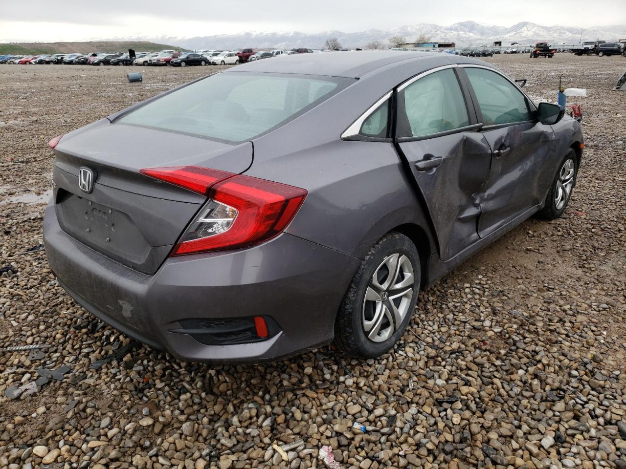 Photo 4 from auction – 2016 HONDA CIVIC LX with VIN 19XFC2F54GE064110