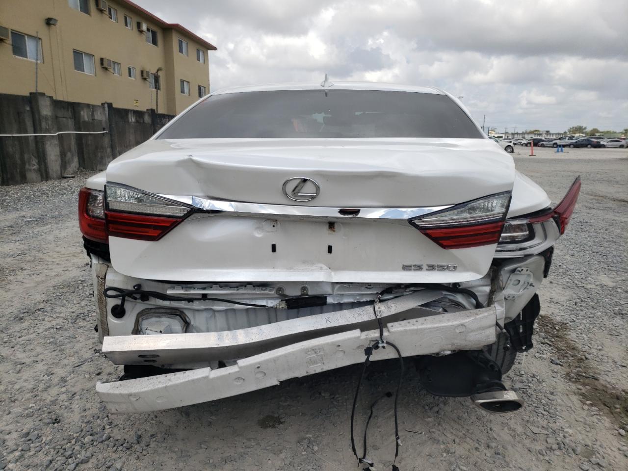 Photo 9 from auction – 2017 LEXUS ES 350 with VIN JTHBK1GG8H2256591