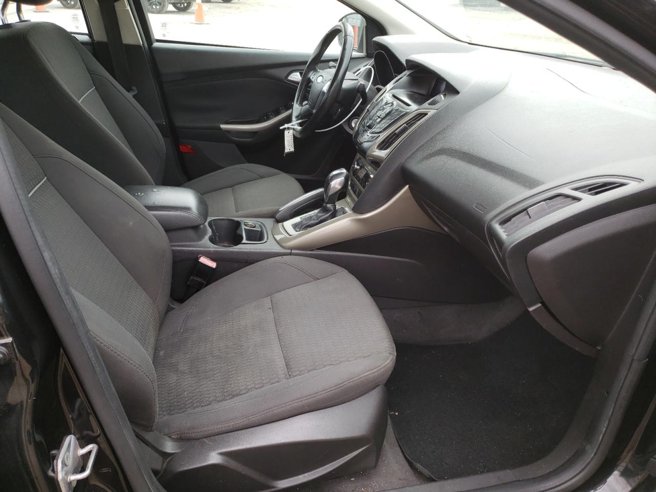صورة رقم 5 من المزاد - 2012 FORD FOCUS SEL مع VIN 1FAHP3H27CL373860