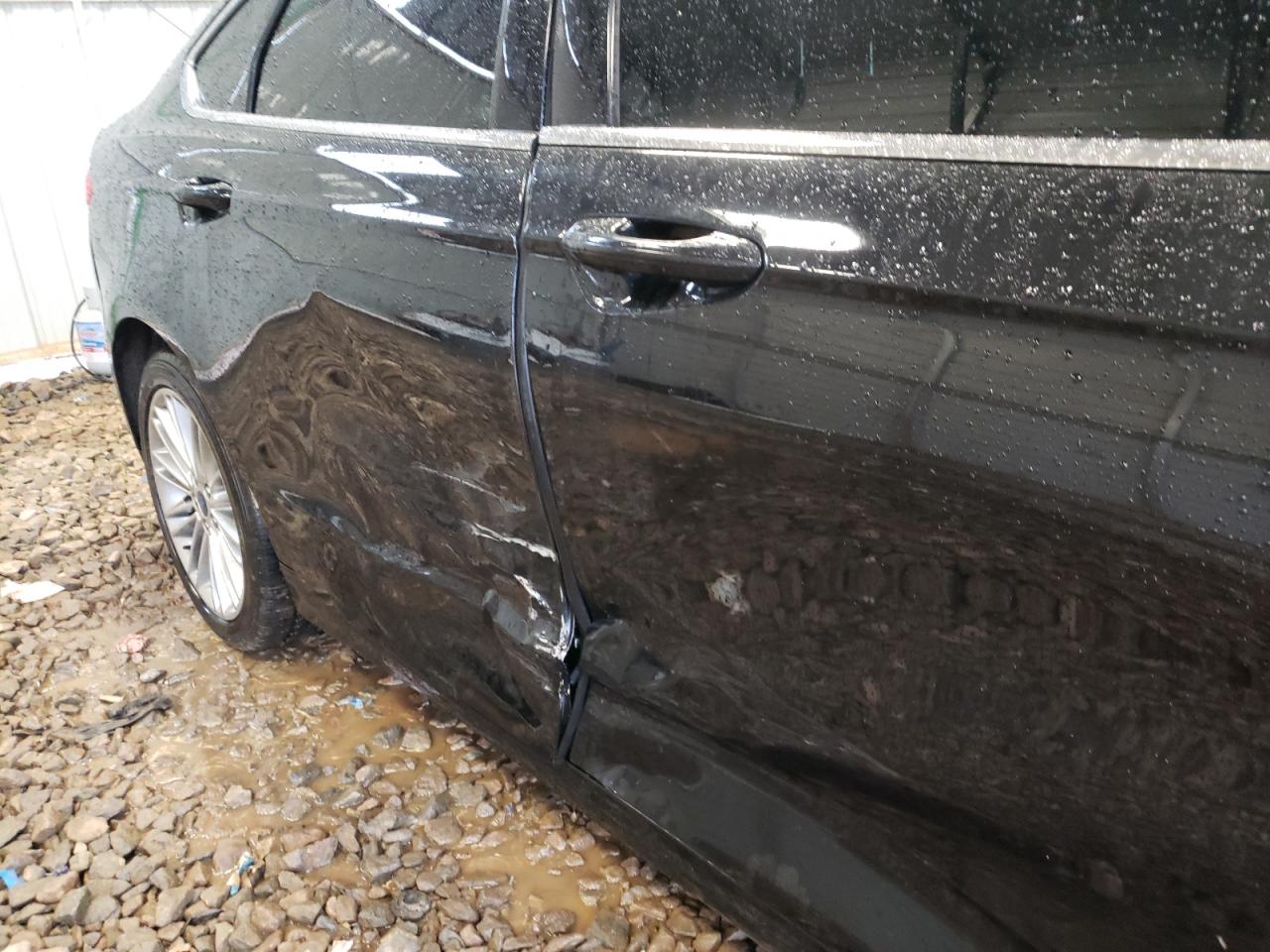 Photo 9 from auction – 2015 FORD FUSION SE with VIN 3FA6P0T98FR283309