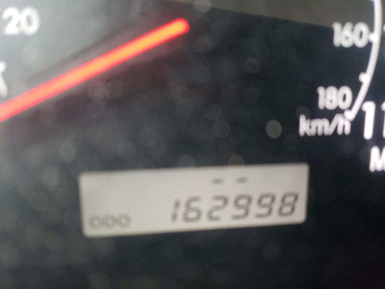 Photo 8 from auction – 2005 TOYOTA COROLLA SE with VIN 1NXBR32E45Z460296