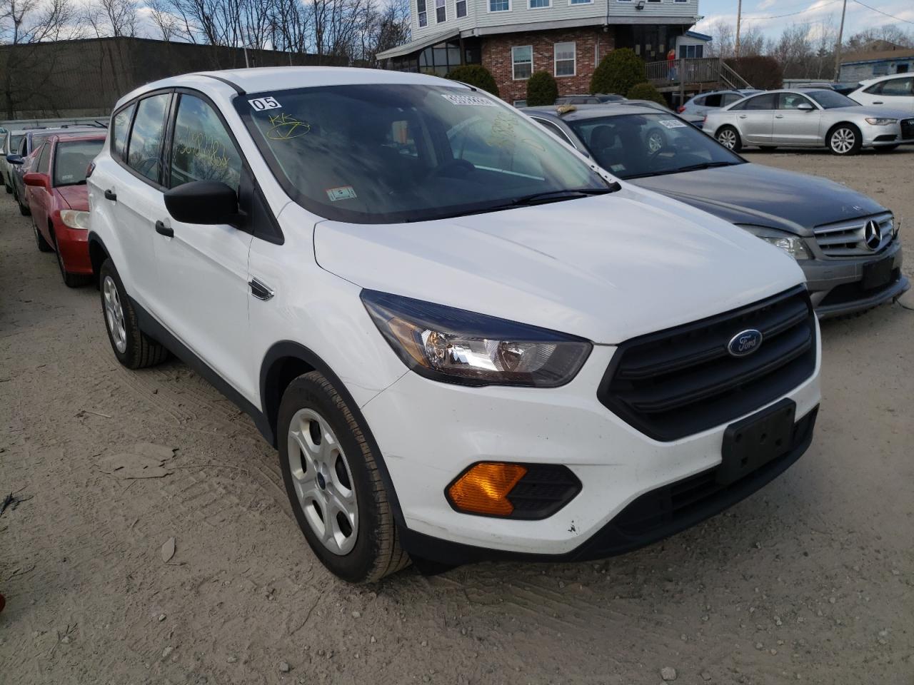 FORD ESCAPE S 2019 with VIN 1FMCU0F7XKUB82173 - Photo from auction