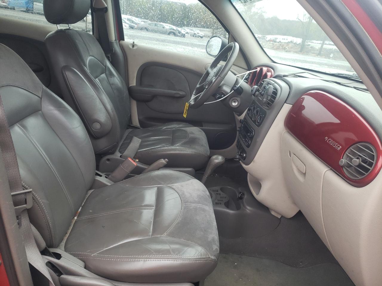 Photo 5 from auction – 2001 CHRYSLER PT CRUISER with VIN 3C8FY4BB21T572294