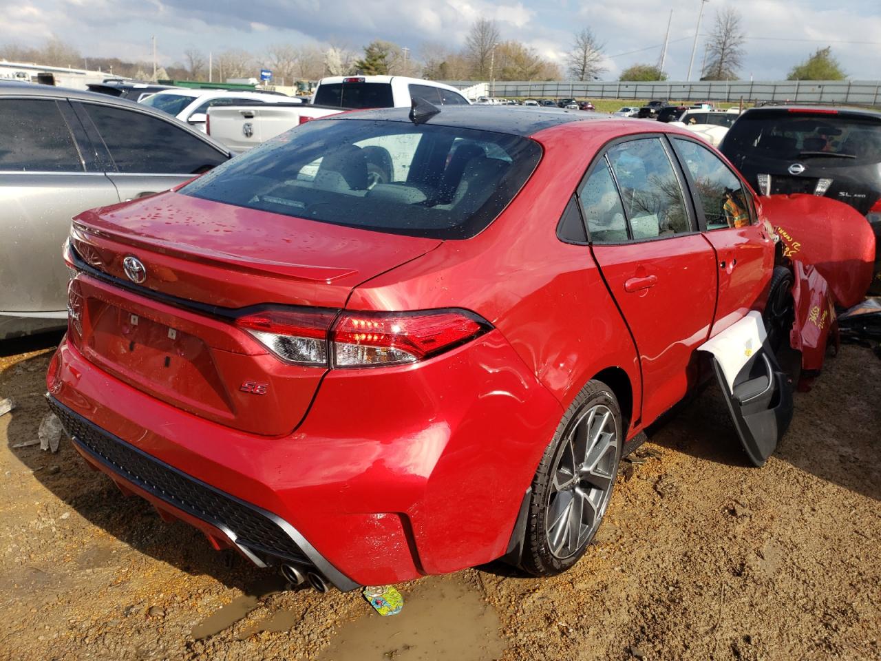 Photo 4 from auction – 2021 TOYOTA COROLLA SE with VIN 5YFS4MCE7MP090657