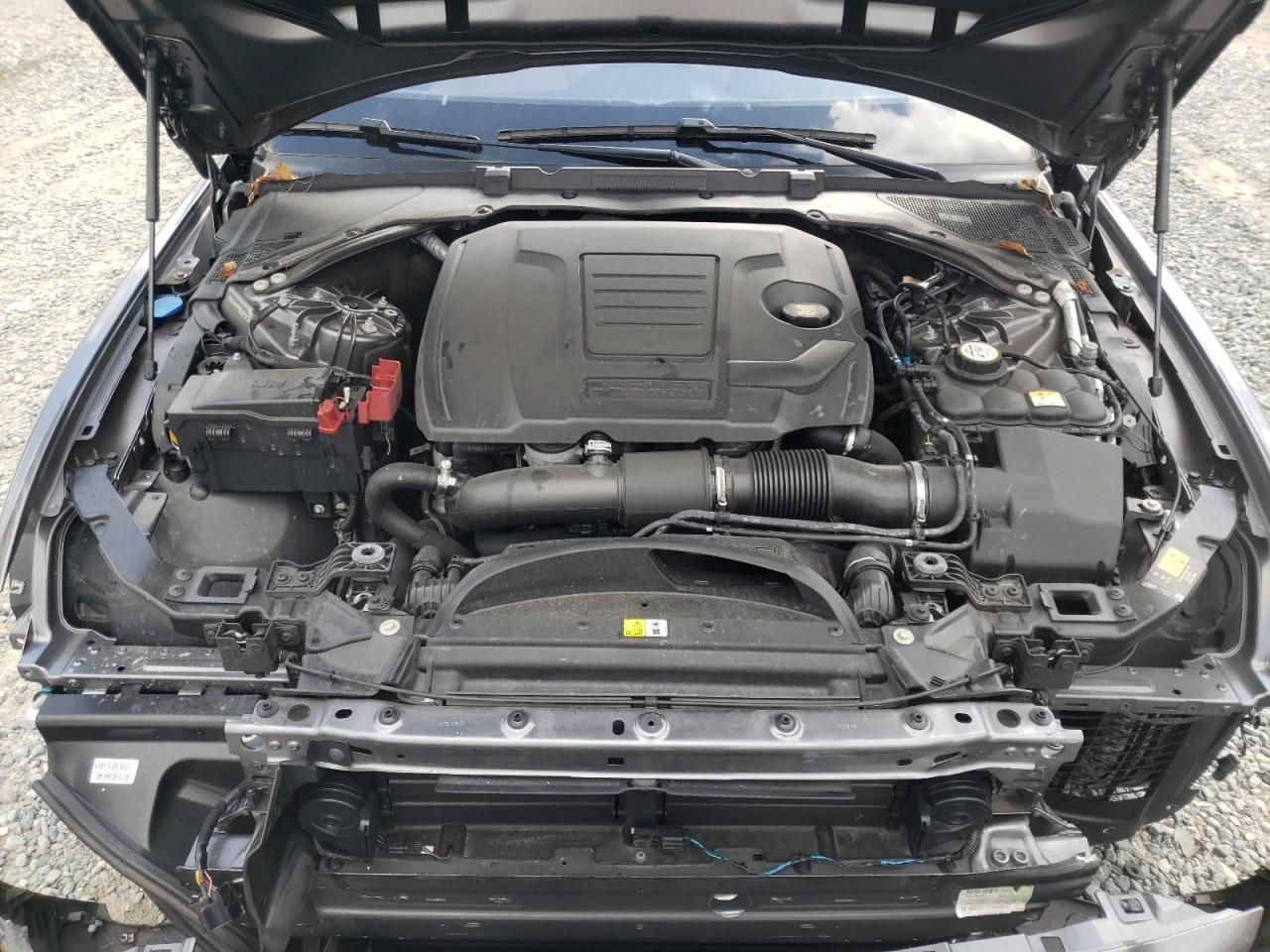 Photo 7 from auction – 2019 JAGUAR XE PREMIUM with VIN SAJAD4FX0KCP51574