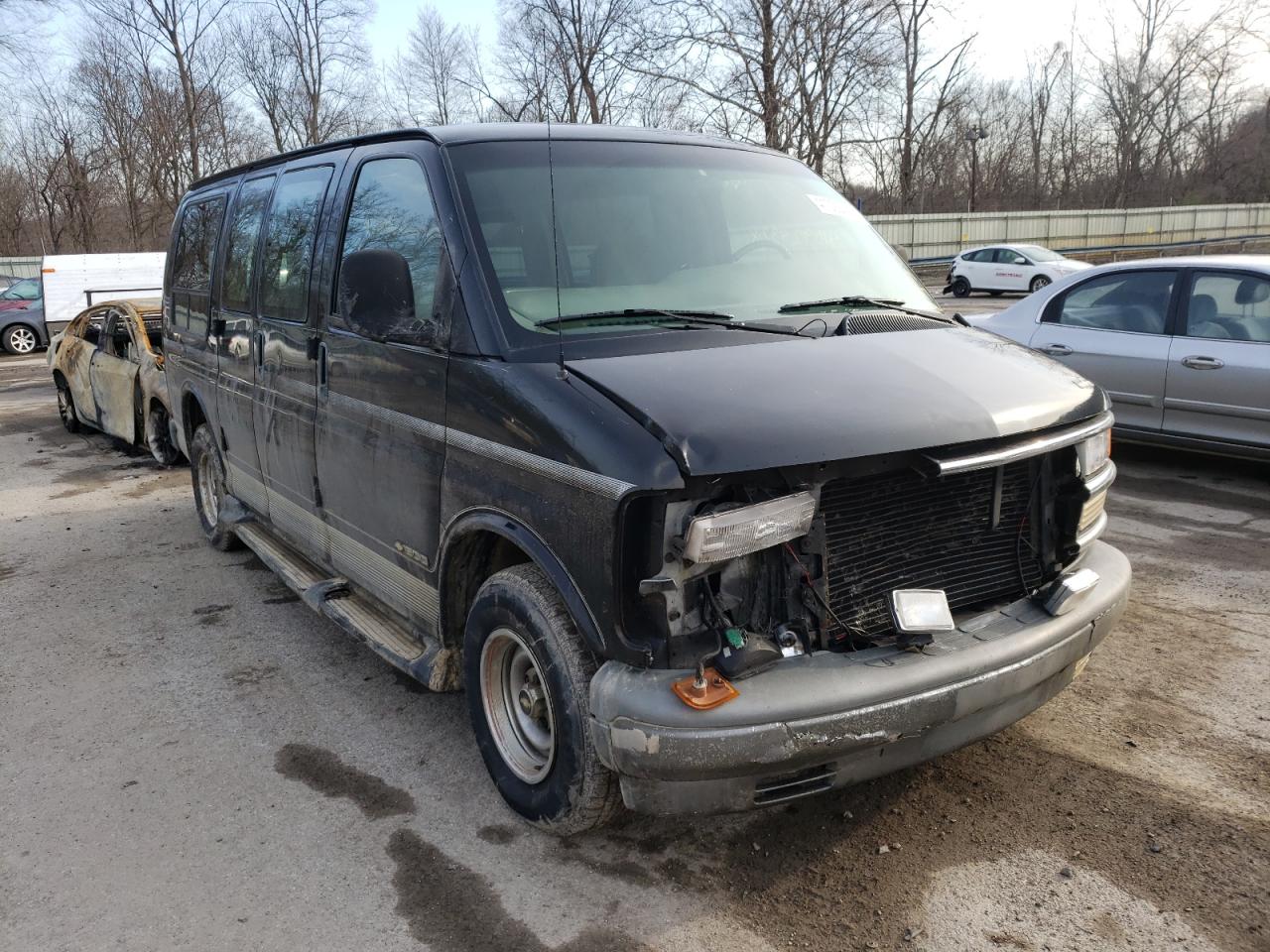 CHEVROLET EXPRESS G1 2000 with VIN 1GBFG15W9Y1154340 - Photo from auction