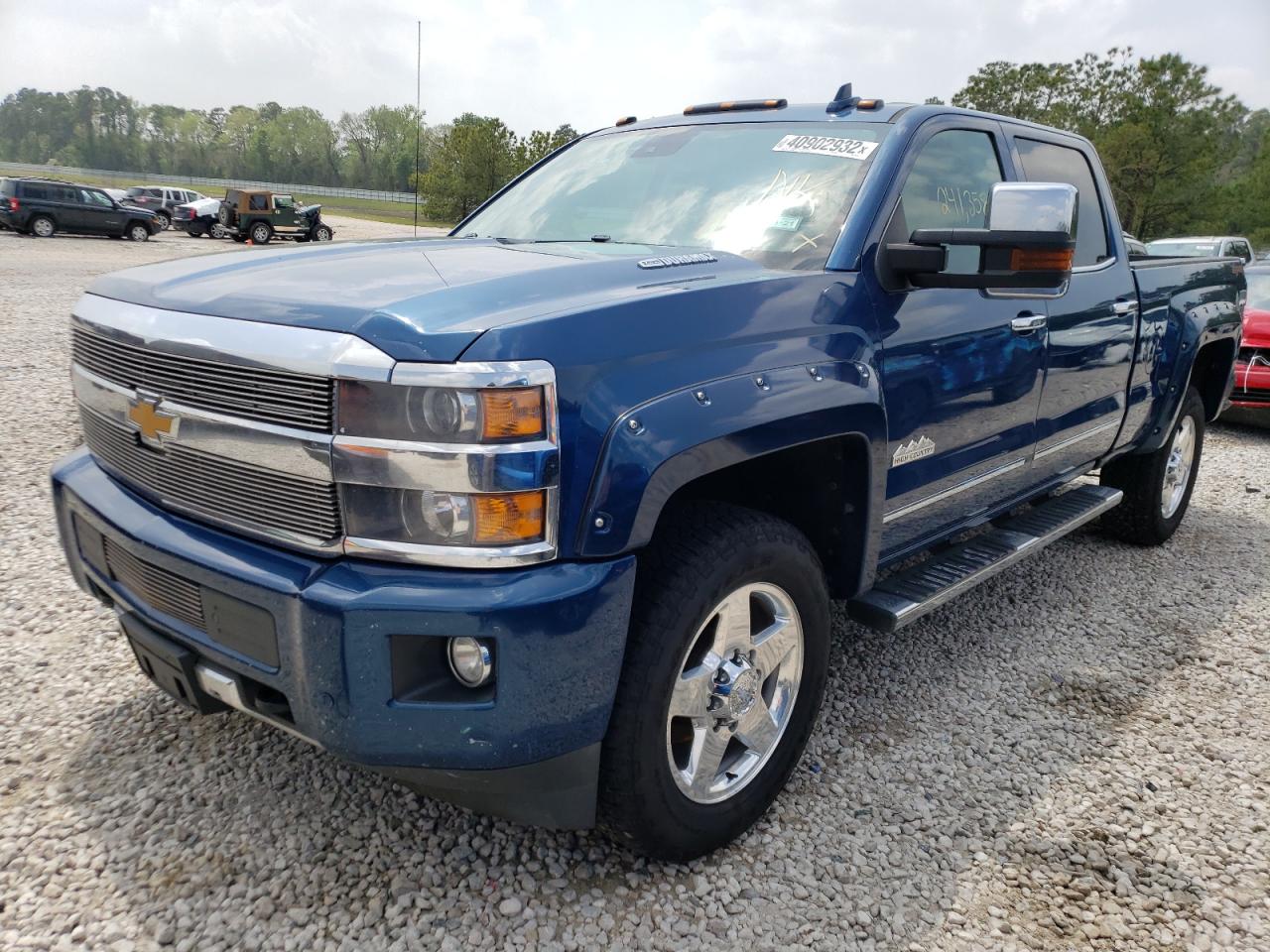 Photo 2 from auction – 2015 CHEVROLET SILVERADO with VIN 1GC1KXE83FF664370