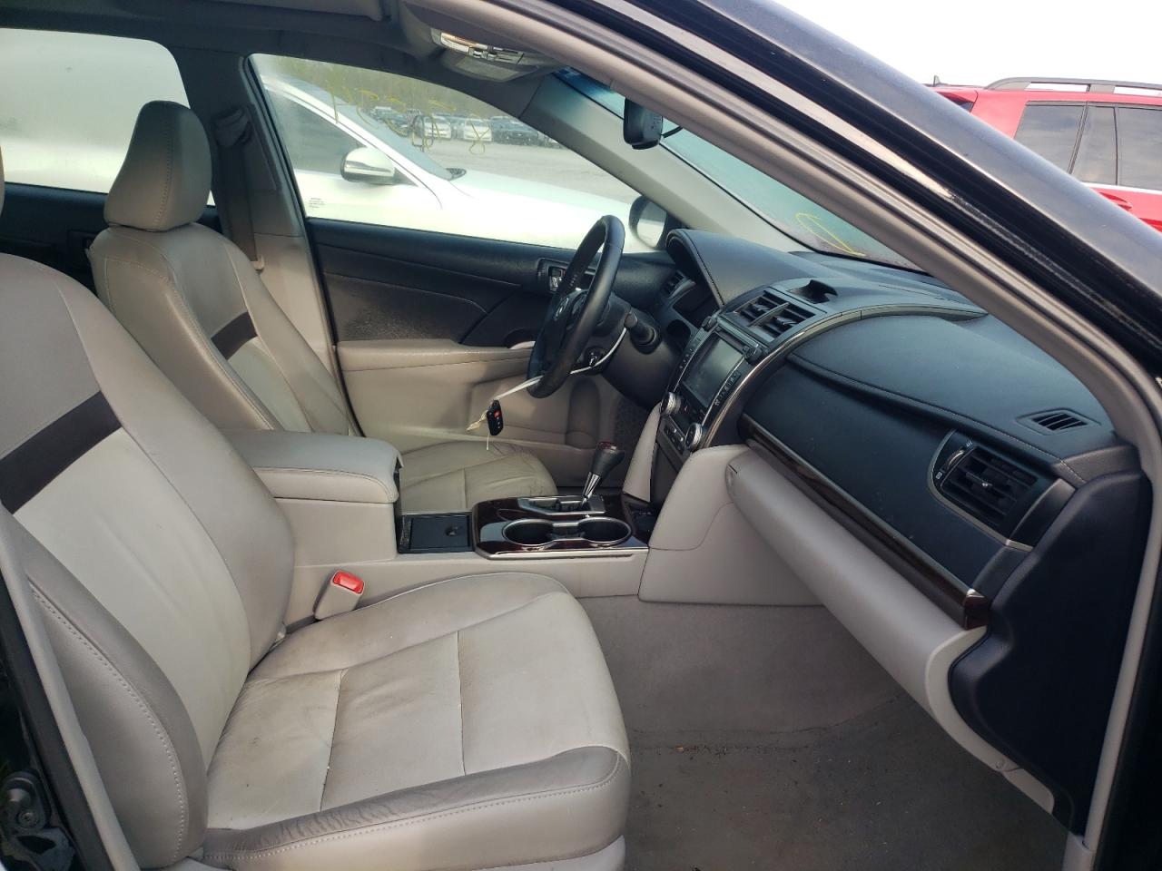 Photo 5 from auction – 2014 TOYOTA CAMRY L with VIN 4T1BF1FKXEU436467
