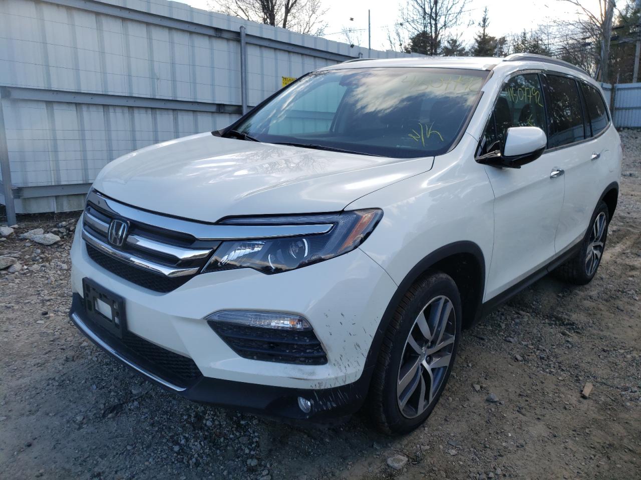 Photo 2 from auction – 2018 HONDA PILOT ELIT with VIN 5FNYF6H04JB041436