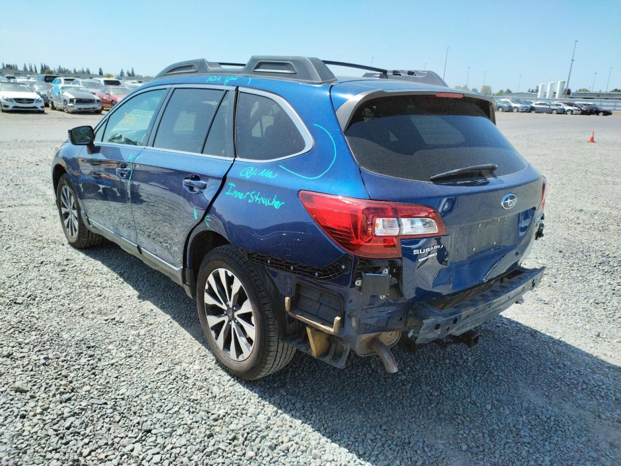 Photo 3 from auction – 2015 SUBARU OUTBACK 3. with VIN 4S4BSENC1F3241975