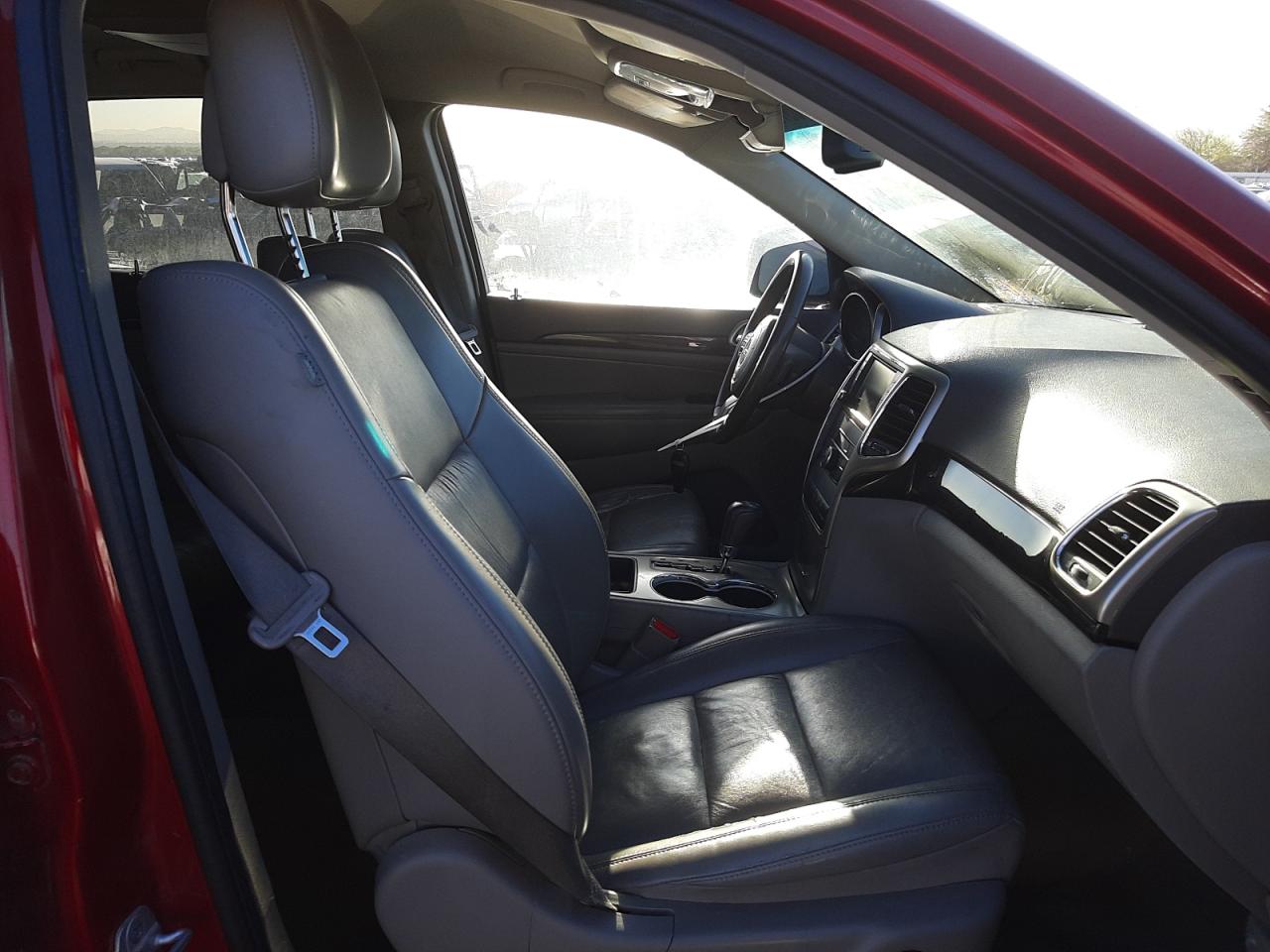 Photo 5 from auction – 2011 JEEP GRAND CHER with VIN 1J4RR4GG3BC525900