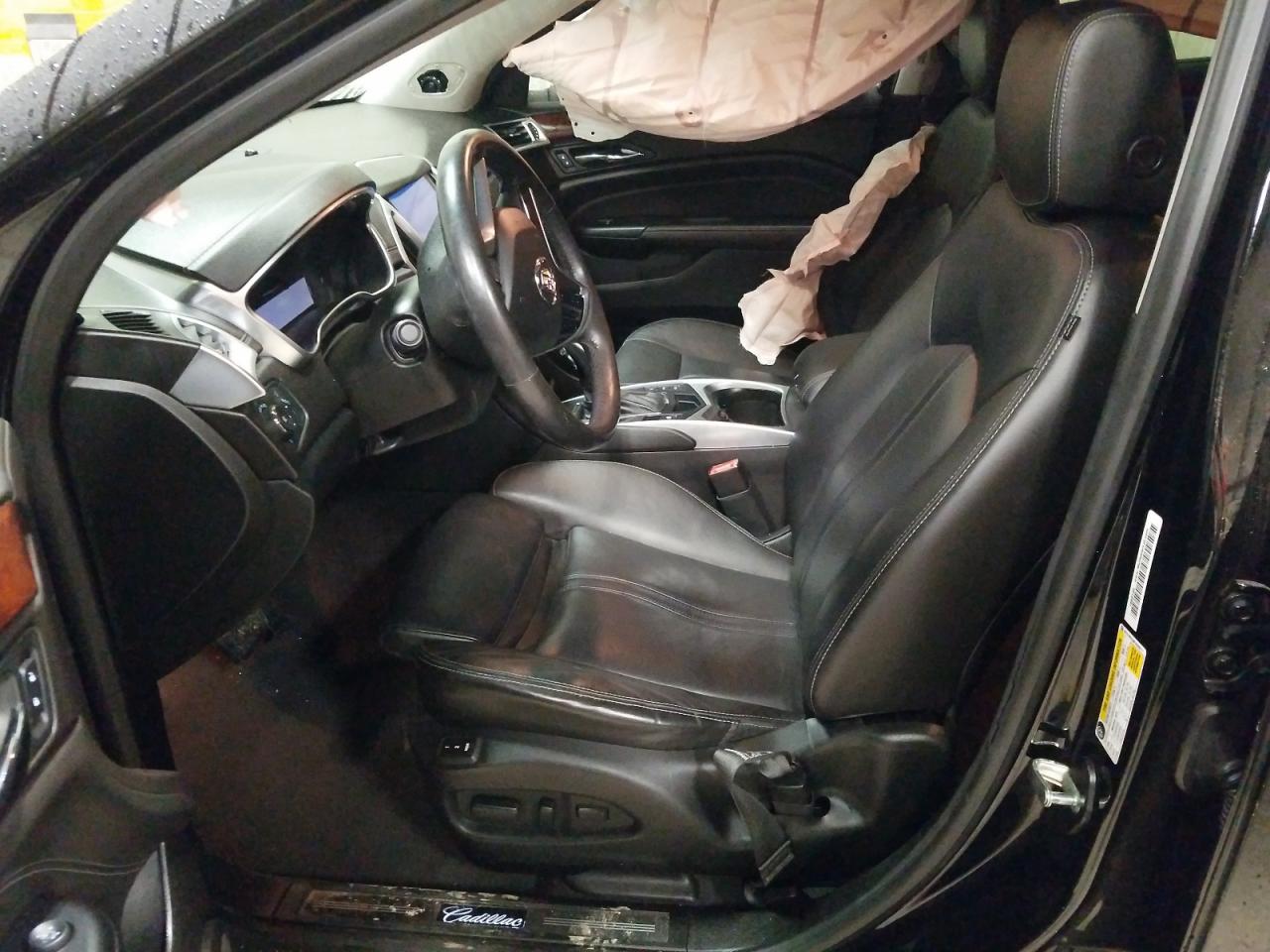 Photo 5 from auction – 2015 CADILLAC SRX PREMIU with VIN 3GYFNDE36FS520611