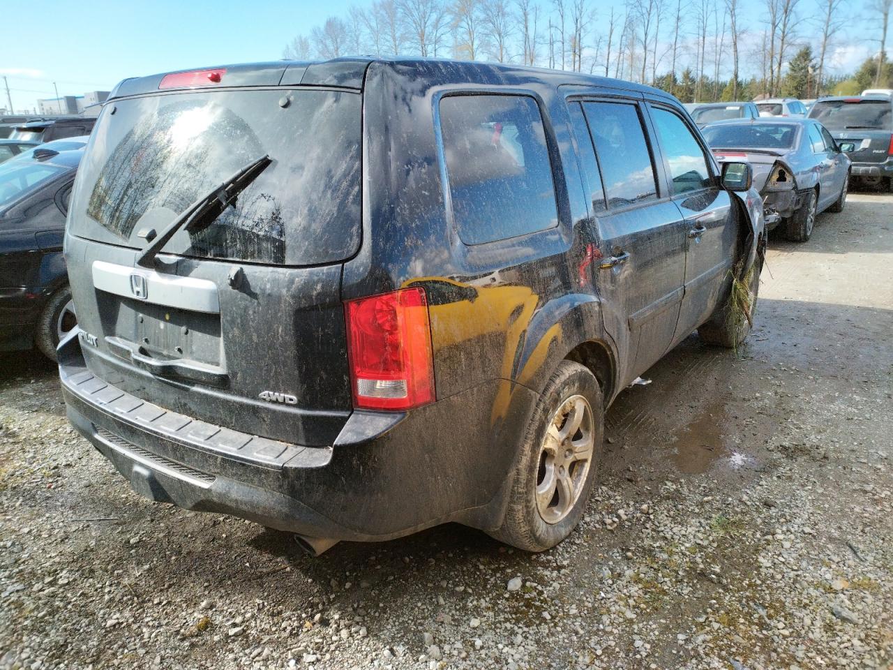 Zdjęcie 4 z aukcji – 2013 HONDA PILOT EXL z VIN 5FNYF4H52DB032545