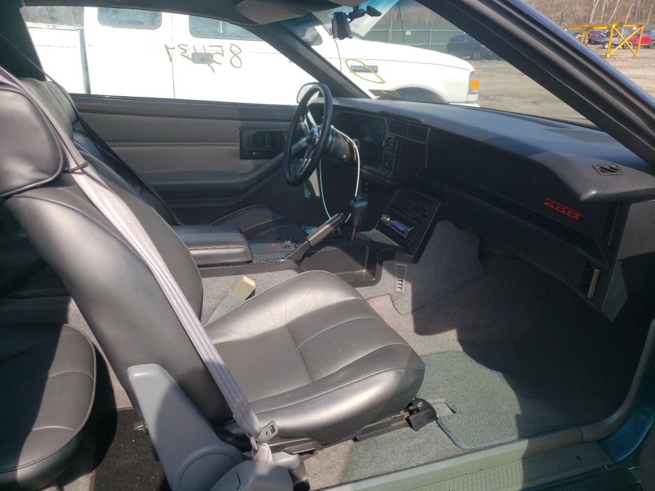 Photo 5 from auction – 1991 CHEVROLET CAMARO with VIN 1G1FP23E9ML193710
