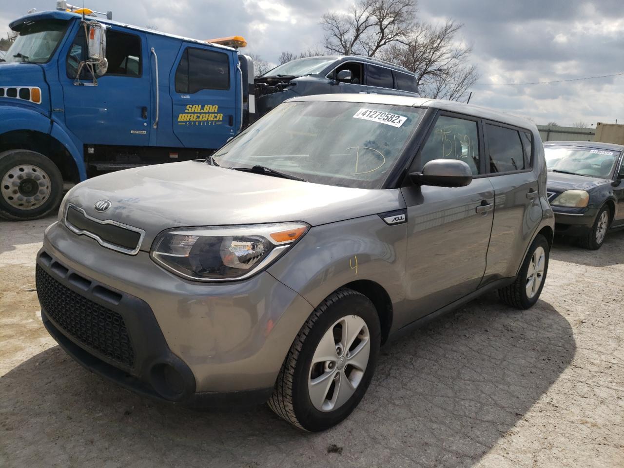 Photo 2 from auction – 2015 KIA SOUL with VIN KNDJN2A23F7214207