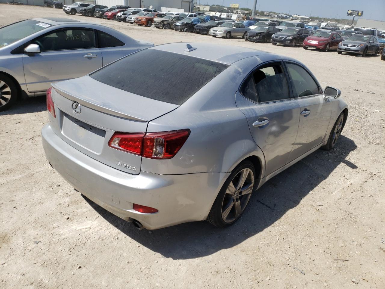 Photo 4 from auction – 2011 LEXUS IS 250 with VIN JTHBF5C22B5149676