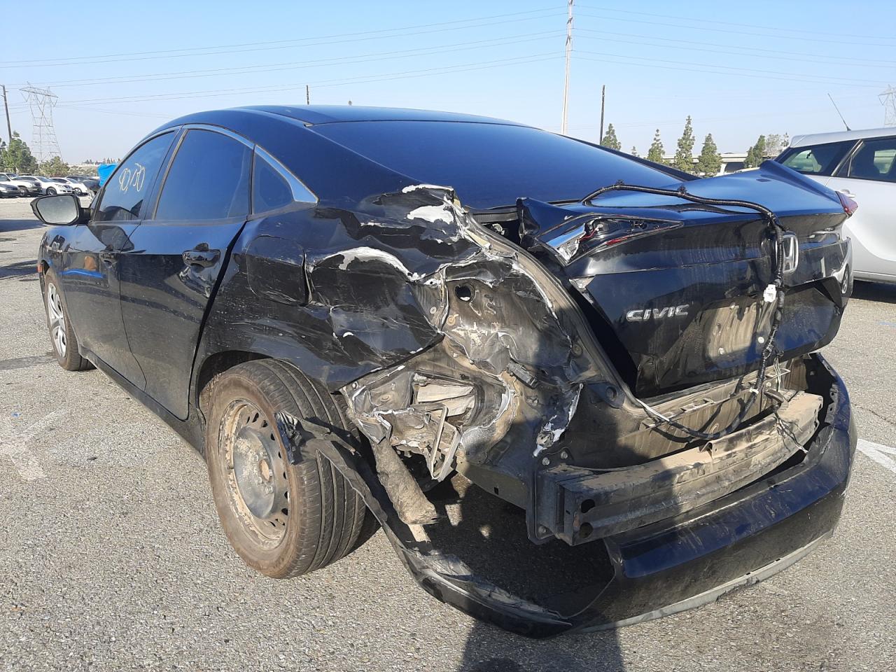 Photo 3 from auction – 2017 HONDA CIVIC LX with VIN 2HGFC2F50HH519168