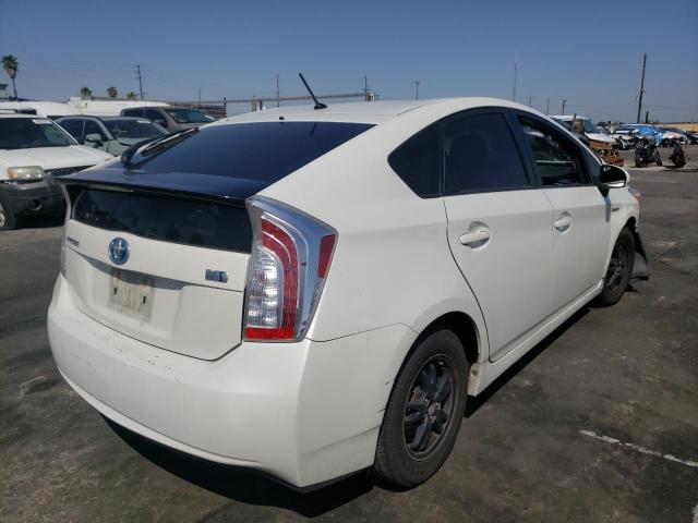 Photo 4 from auction – 2014 TOYOTA PRIUS with VIN JTDKN3DU7E1797227
