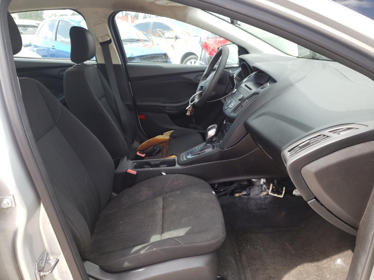 Photo 5 from auction – 2016 FORD FOCUS S with VIN 1FADP3E27GL228505