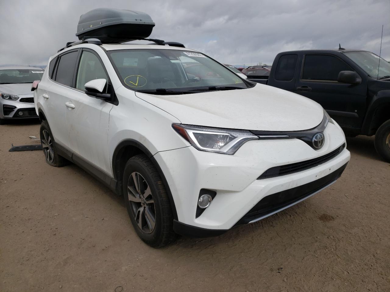 Photo 1 from auction – 2017 TOYOTA RAV4 XLE with VIN JTMRFREV4HJ126060