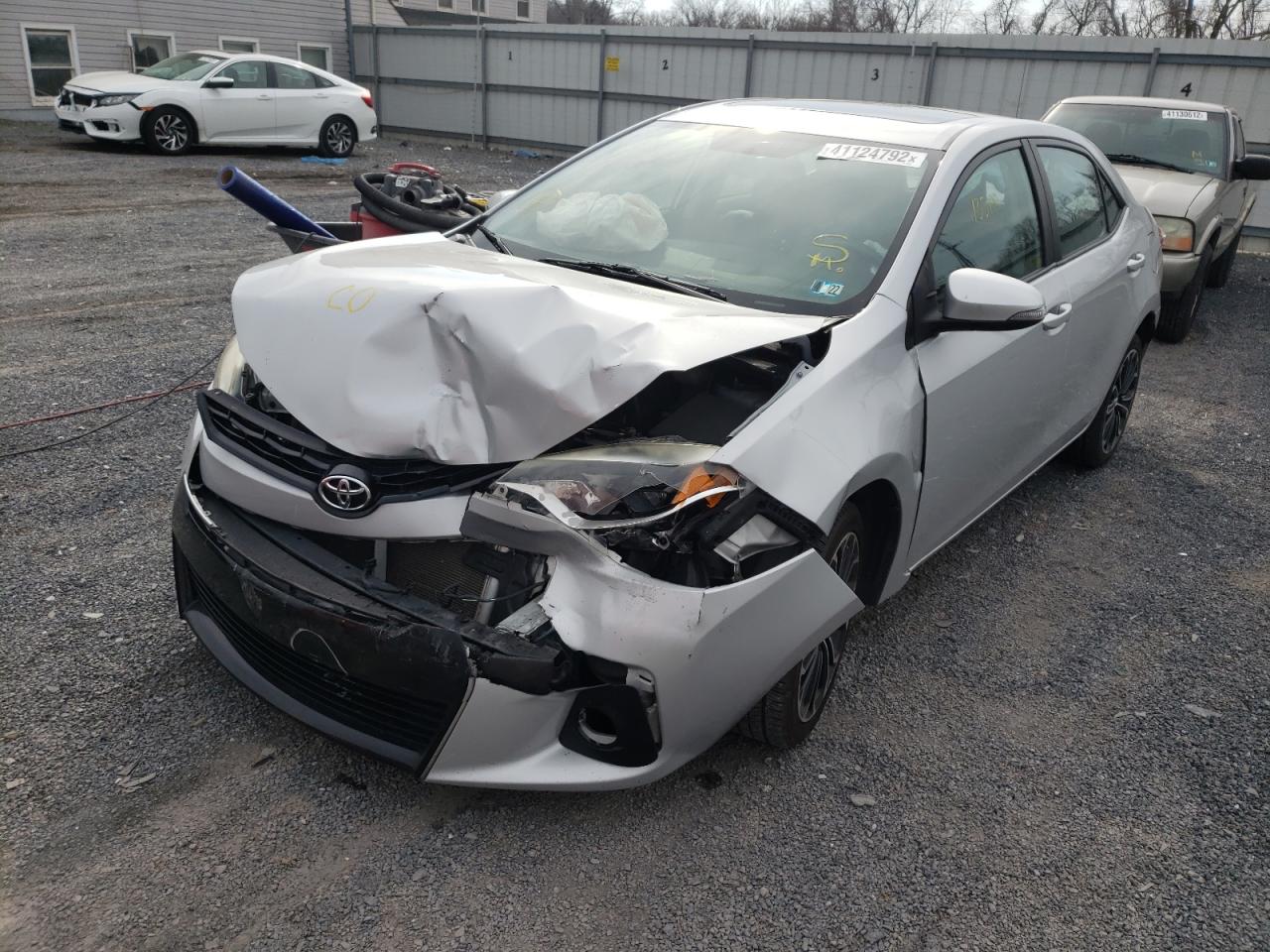 Photo 2 from auction – 2014 TOYOTA COROLLA L with VIN 2T1BURHE9EC066495