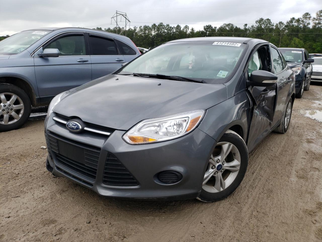 Photo 2 from auction – 2014 FORD FOCUS SE with VIN 1FADP3F23EL457985