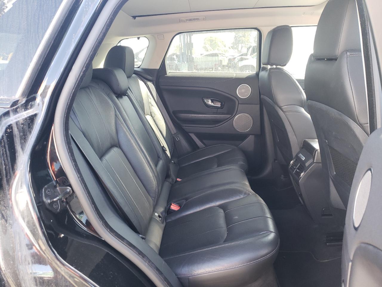 Photo 6 from auction – 2019 LAND ROVER RANGE ROVE with VIN SALVP2RX7KH348310