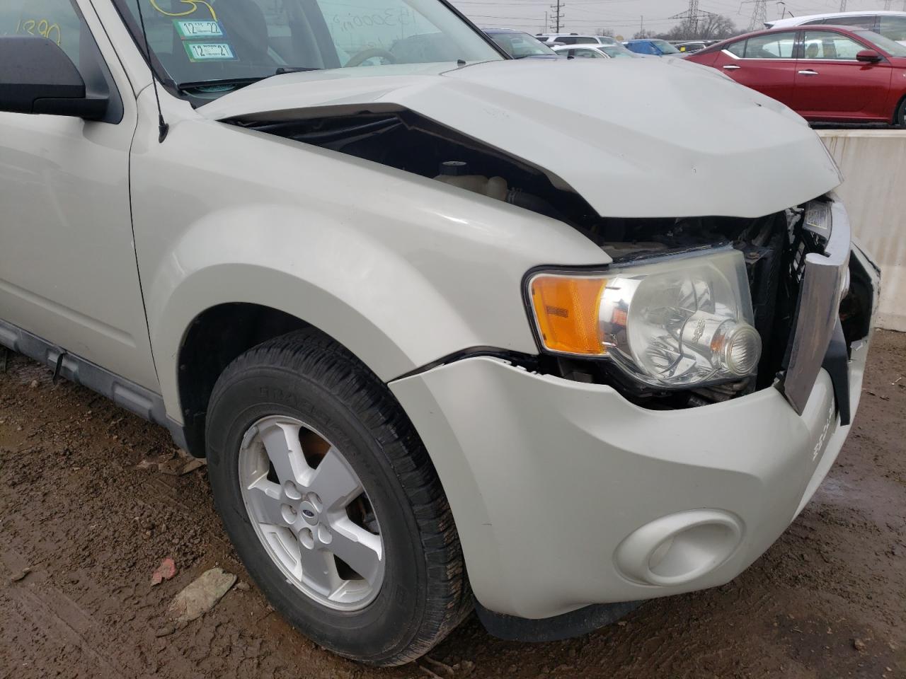 Photo 9 from auction – 2009 FORD ESCAPE with VIN 1FMCU03759KC97676