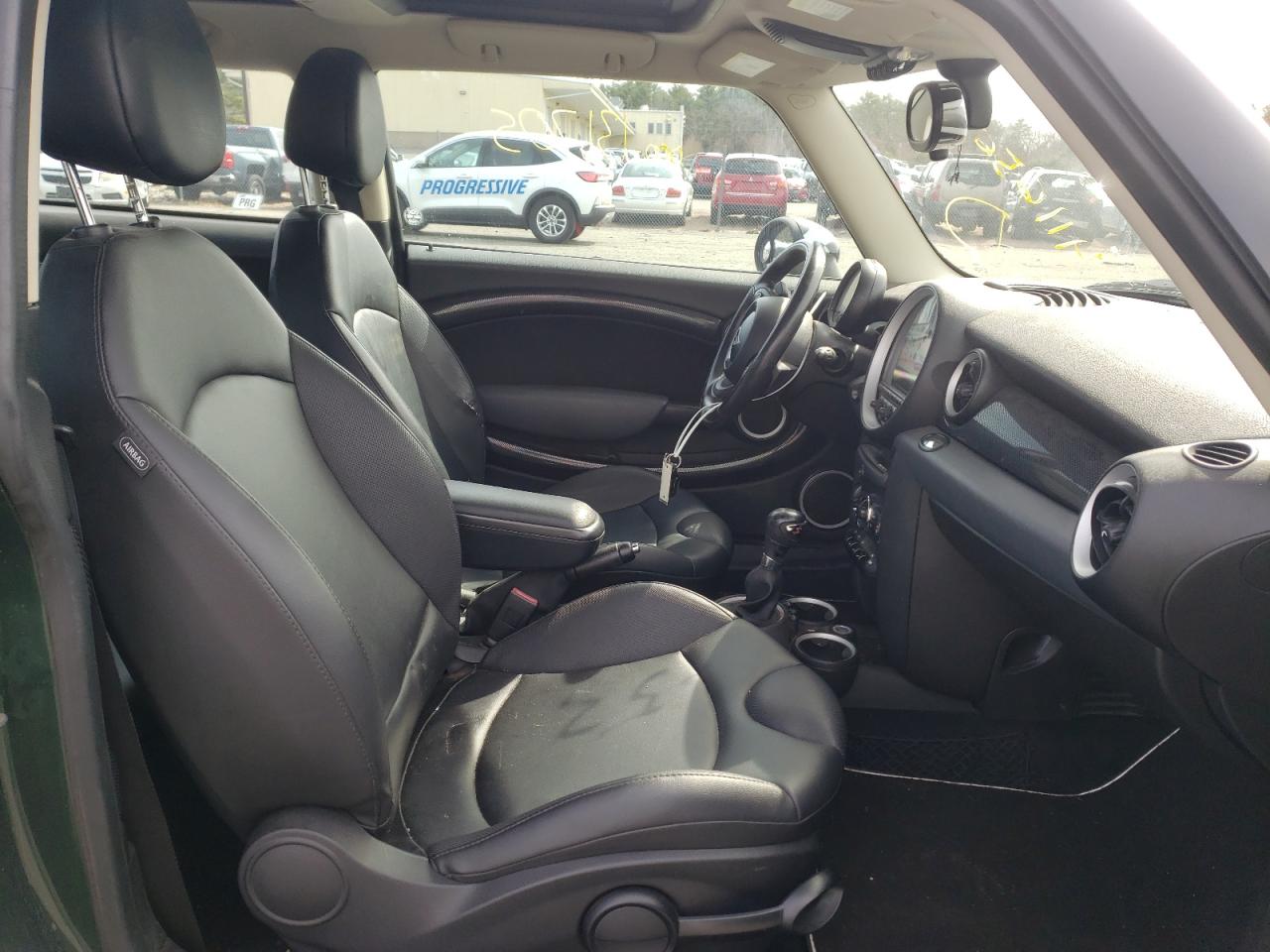 Photo 5 from auction – 2012 MINI COOPER S with VIN WMWSV3C56CTY18934