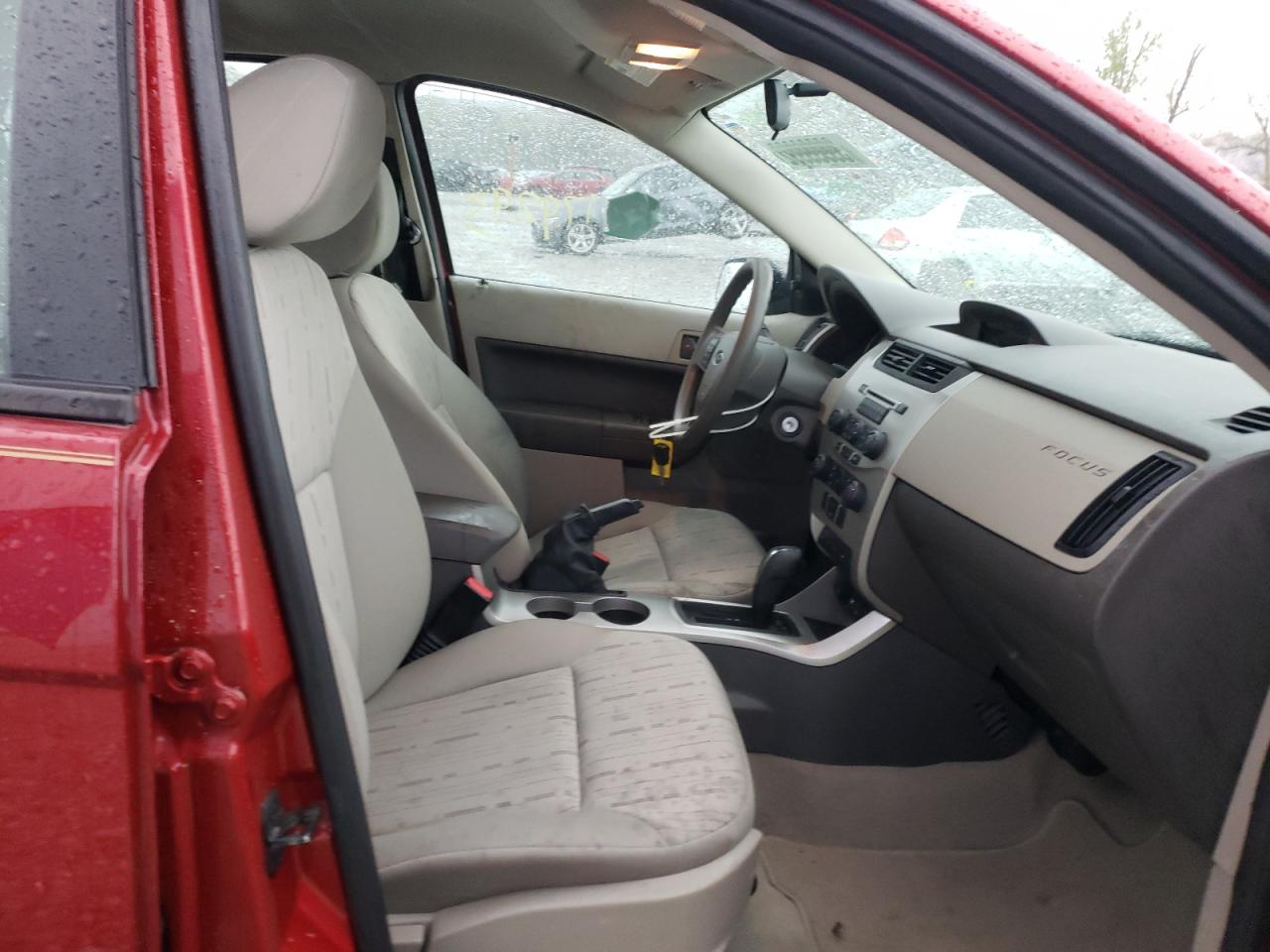 Photo 5 from auction – 2010 FORD FOCUS SE with VIN 1FAHP3FNXAW164895