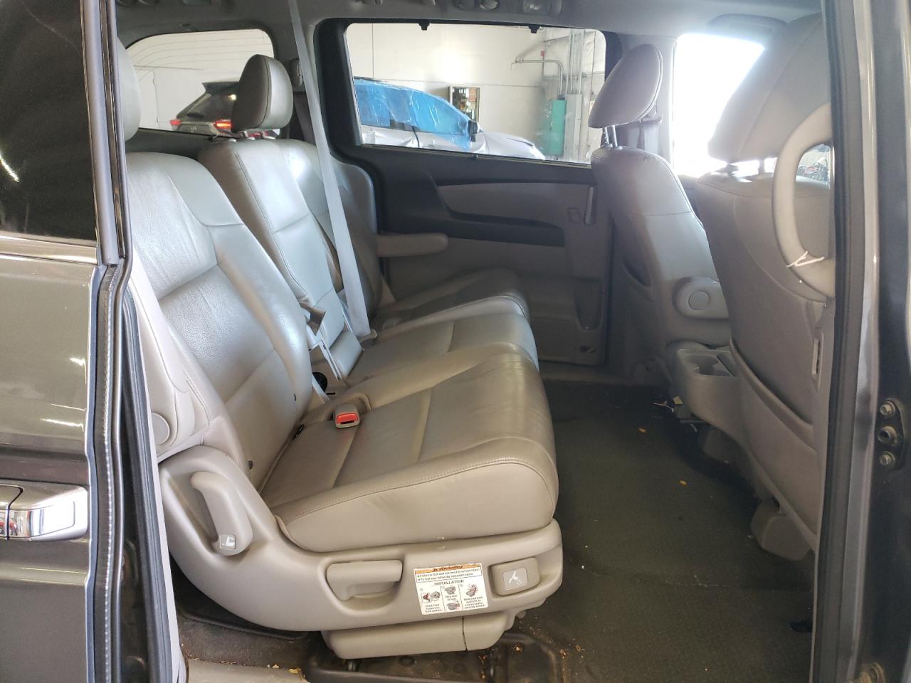 Photo 16 from auction – 2012 HONDA ODYSSEY TO with VIN 5FNRL5H99CB122778