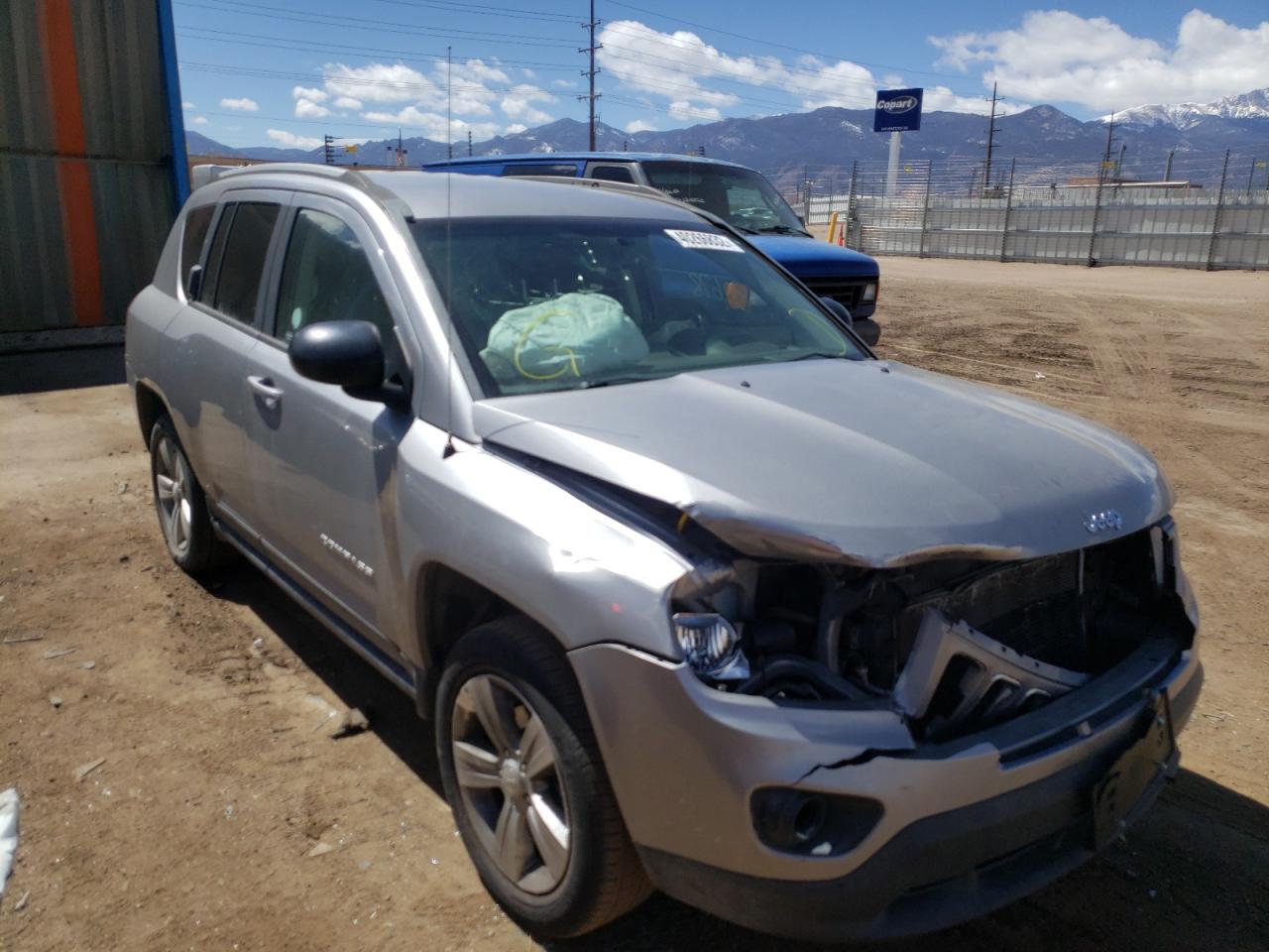 JEEP COMPASS SP 2015 with VIN 1C4NJCBB4FD296077 - Photo from auction