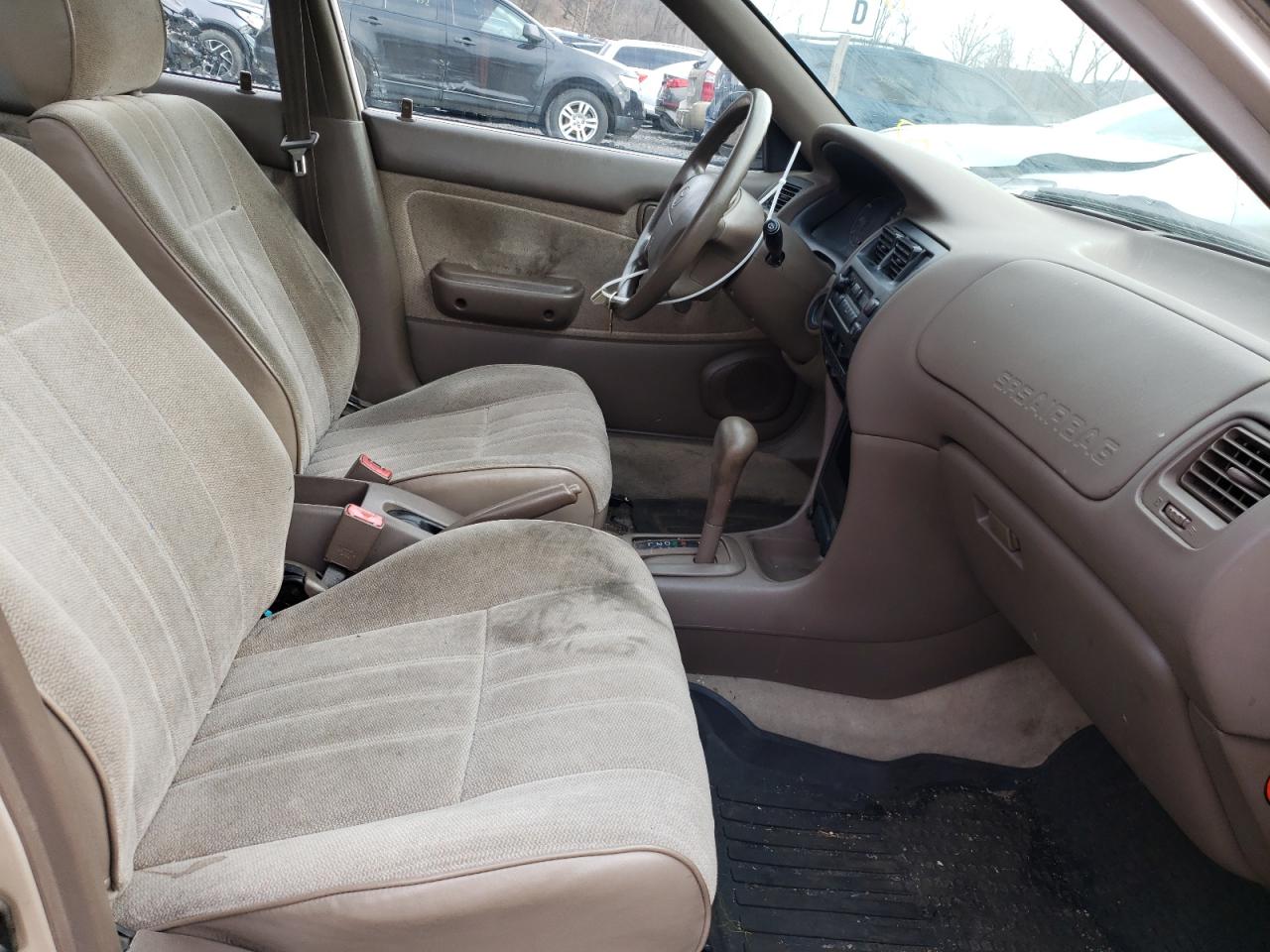 Photo 5 from auction – 1996 TOYOTA COROLLA with VIN 2T1BA02E6TC154575