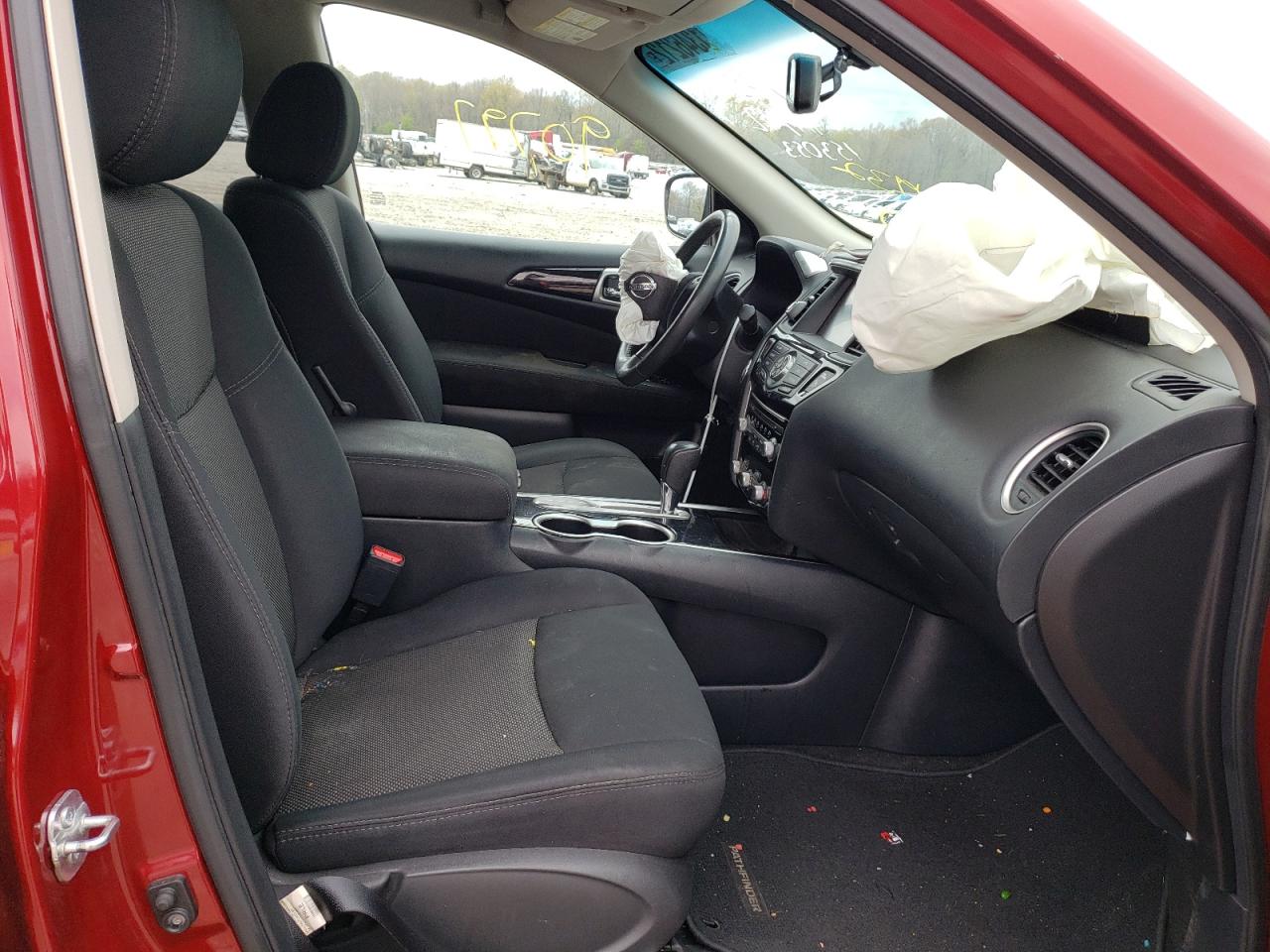 Photo 5 from auction – 2017 NISSAN PATHFINDER with VIN 5N1DR2MNXHC653725