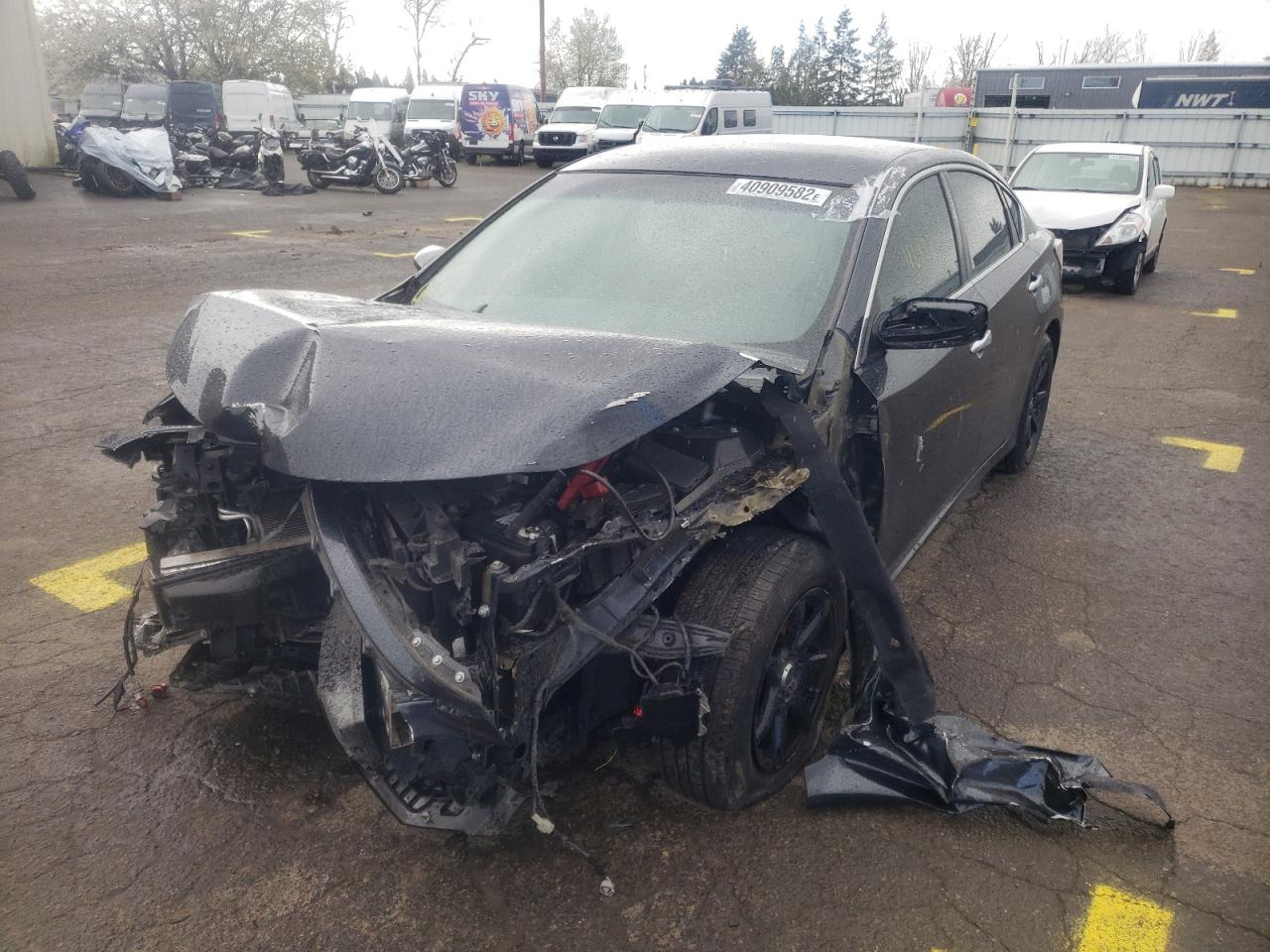 Photo 2 from auction – 2015 NISSAN ALTIMA 2.5 with VIN 1N4AL3AP1FN870138