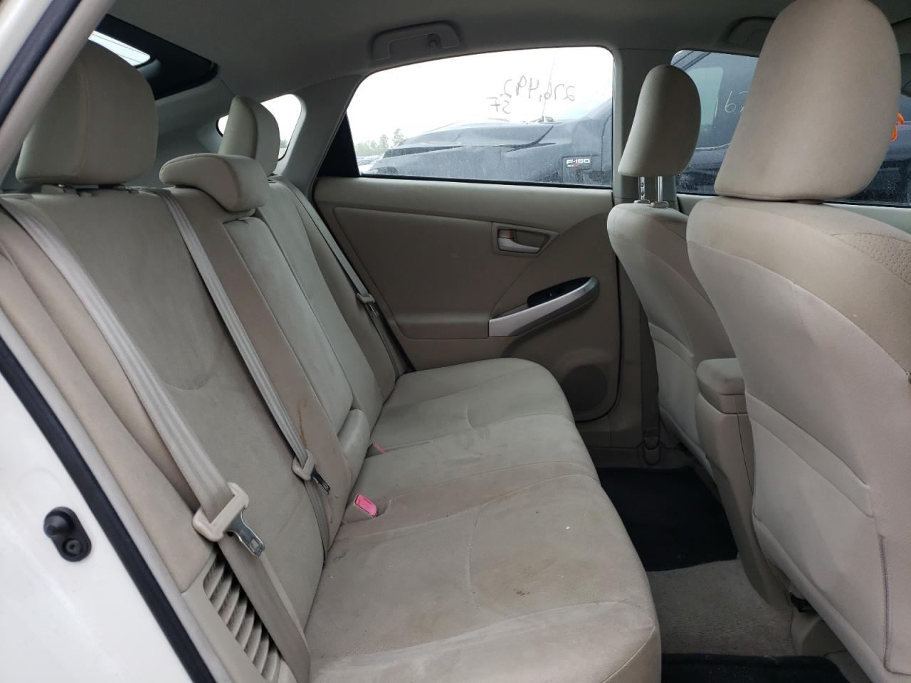 Photo 6 from auction – 2011 TOYOTA PRIUS with VIN JTDKN3DU7B1333687