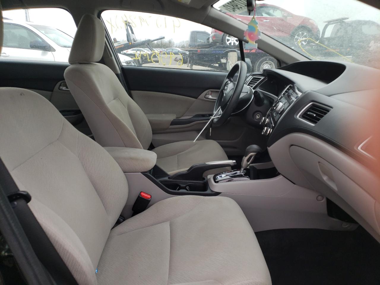 Photo 5 from auction – 2013 HONDA CIVIC LX with VIN 2HGFB2F54DH591133