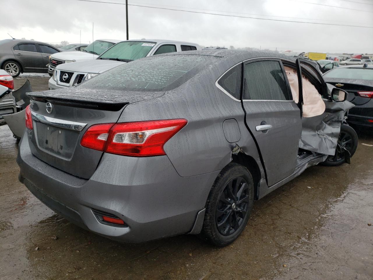 Photo 4 from auction – 2018 NISSAN SENTRA S with VIN 3N1AB7AP1JY306976
