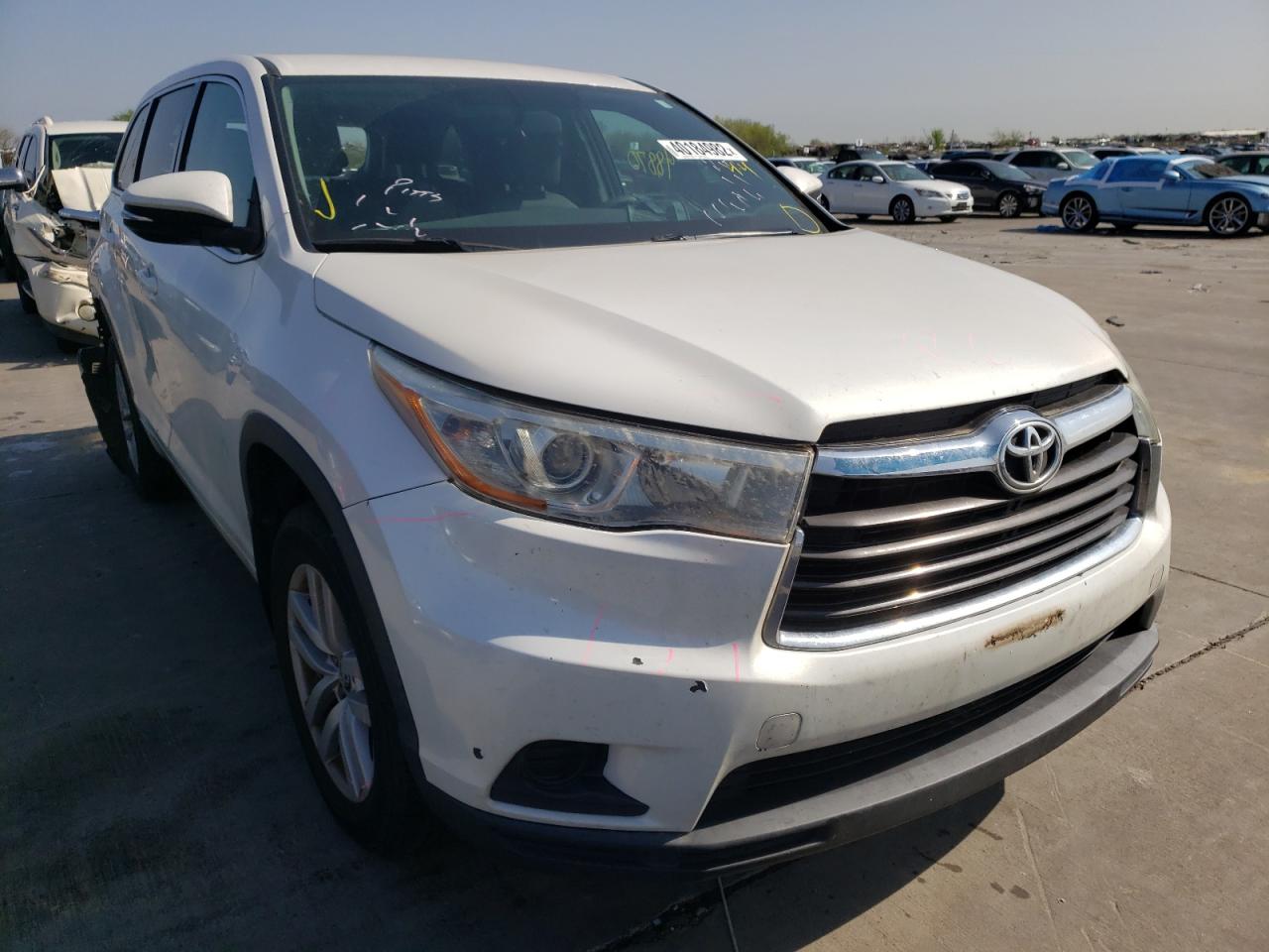 TOYOTA HIGHLANDER 2016 with VIN 5TDZARFH3GS018537 - Photo from auction