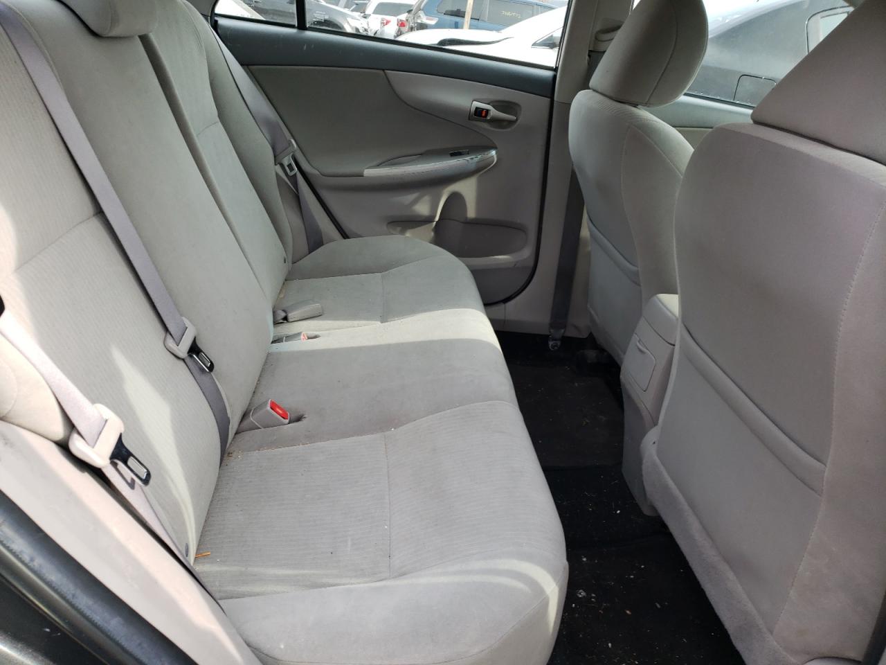 Photo 6 from auction – 2010 TOYOTA COROLLA BA with VIN 2T1BU4EE3AC260313