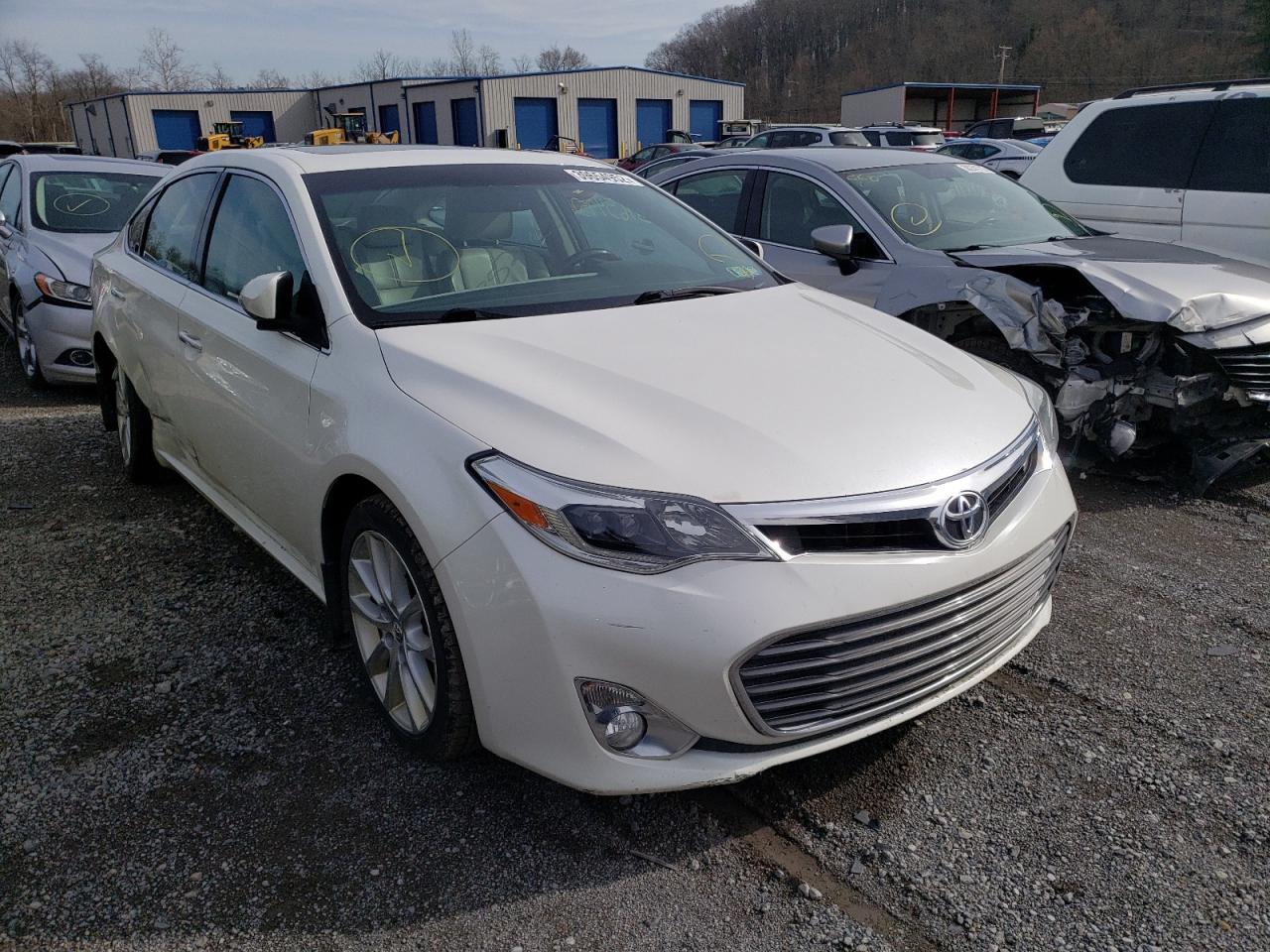 TOYOTA AVALON BAS 2013 with VIN 4T1BK1EB9DU047590 - Photo from auction