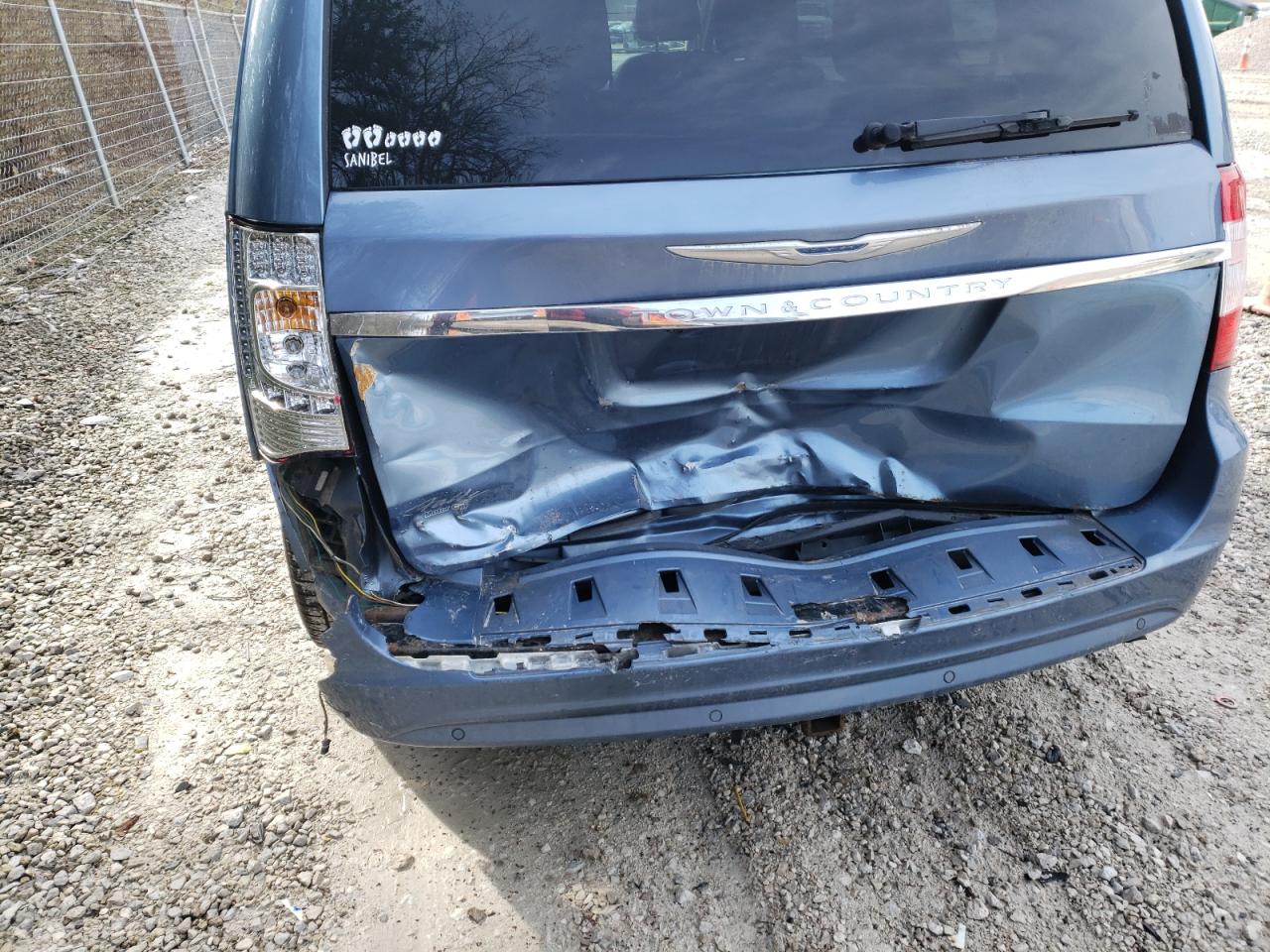 Photo 9 from auction – 2012 CHRYSLER TOWN & COU with VIN 2C4RC1CG3CR136825