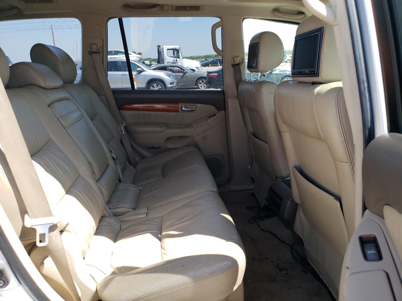 Photo 6 from auction – 2006 LEXUS GX 470 with VIN JTJBT20X560102327