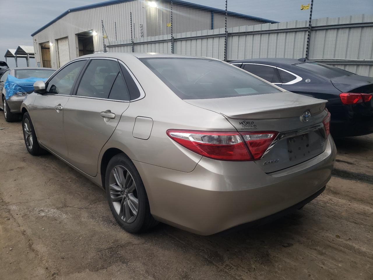 Photo 3 from auction – 2017 TOYOTA CAMRY LE with VIN 4T1BF1FK2HU395711