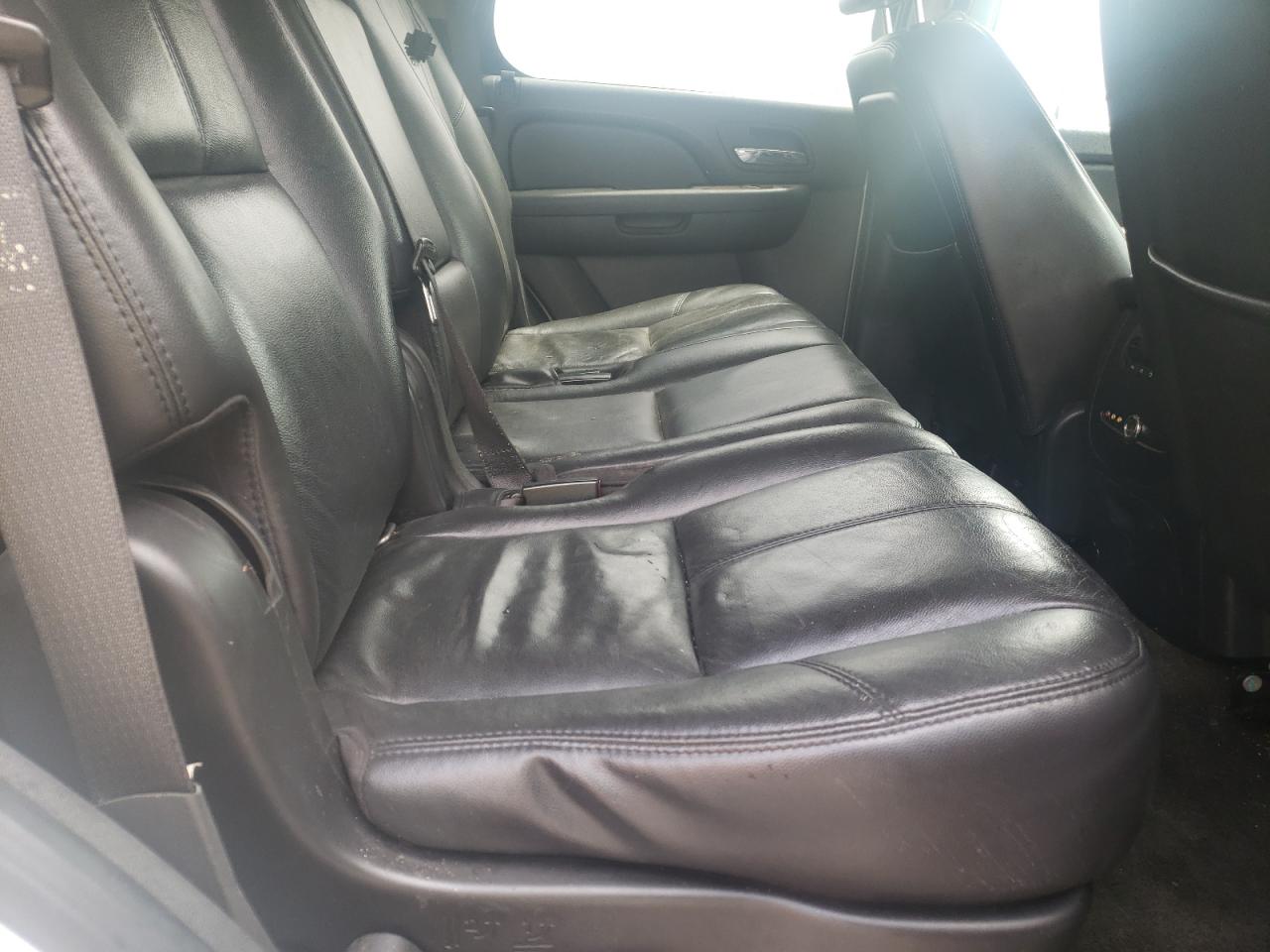 Zdjęcie 6 z aukcji – 2007 GMC YUKON z VIN 1GKFC13J07J101947