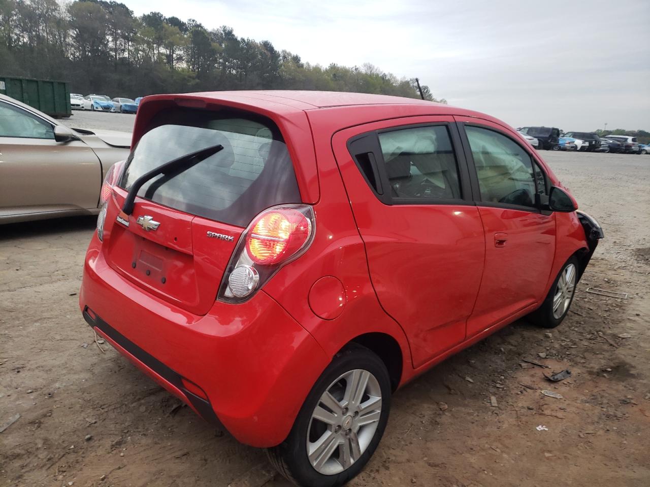 Photo 4 from auction – 2015 CHEVROLET SPARK 1LT with VIN KL8CD6S9XFC738095
