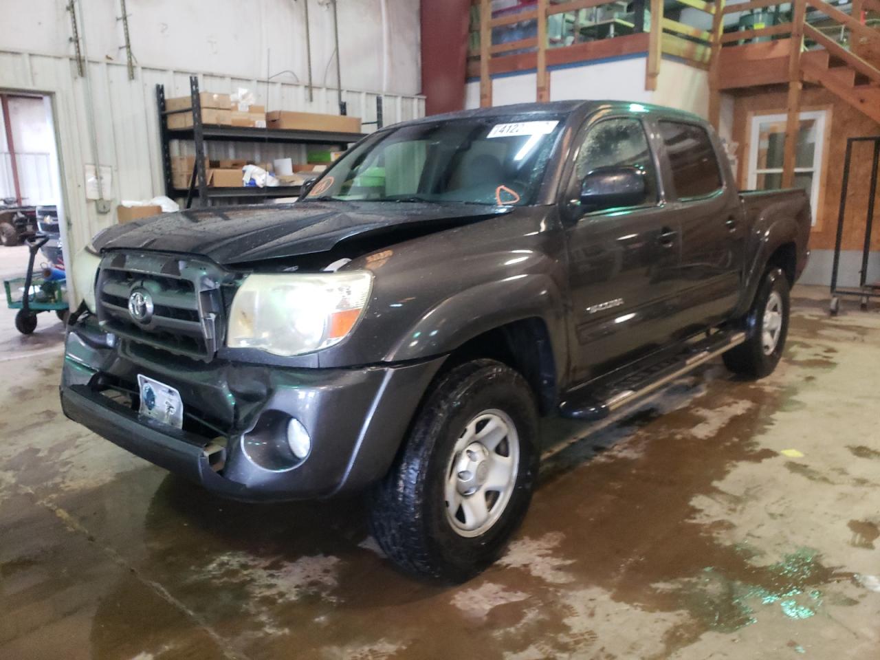 Photo 2 from auction – 2010 TOYOTA TACOMA DOU with VIN 3TMLU4EN1AM054595